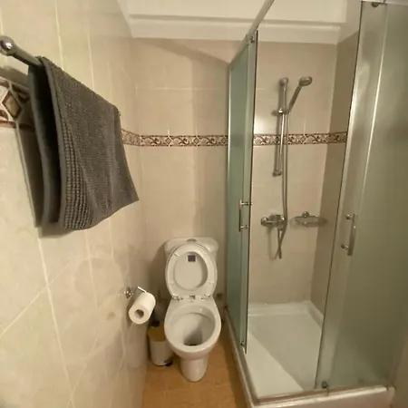 Seaside Heaven With Pool Lejlighed