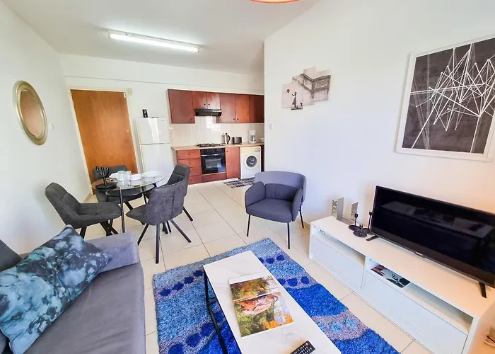 Seaside Heaven With Pool